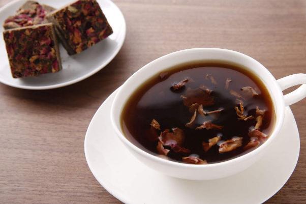 紅糖姜茶是活血還是止血的 月經(jīng)喝紅糖姜茶好嗎 紅糖姜茶是活血還是止血的 月經(jīng)喝紅糖姜茶好嗎