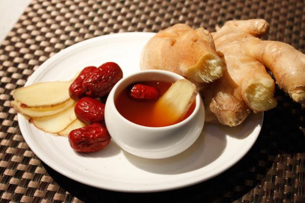 紅糖姜茶是越辣越好嗎 紅糖姜茶是發(fā)物嗎 紅糖姜茶是越辣越好嗎 紅糖姜茶是發(fā)物嗎