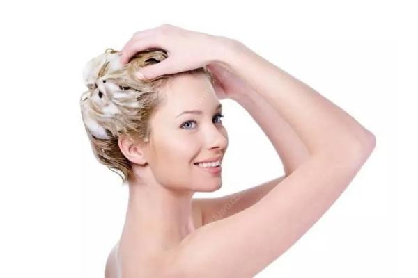 頭發(fā)保養(yǎng)是什么意思 頭發(fā)保養(yǎng)有哪些項目 頭發(fā)保養(yǎng)是什么意思 頭發(fā)保養(yǎng)有哪些項目