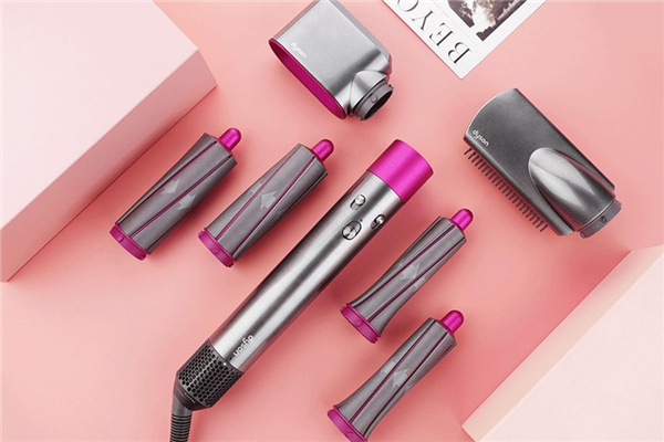 卷發(fā)棒對(duì)頭發(fā)的傷害大嗎 卷發(fā)棒怎么卷頭發(fā)好看