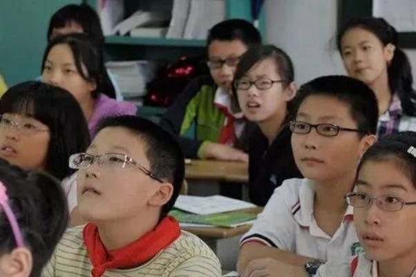 兒童近視眼如何恢復(fù)視力 兒童近視治療最佳時(shí)間及處理方法 兒童近視眼如何恢復(fù)視力 兒童近視治療最佳時(shí)間及處理方法