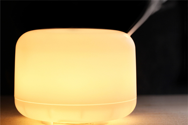 加濕器買有霧的還是無霧的 加濕器買多大容量好 加濕器買有霧的還是無霧的 加濕器買多大容量好