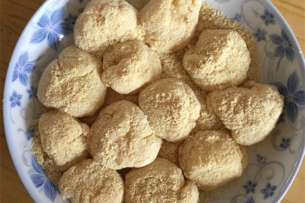 糍粑是什么時候節(jié)日吃的 糍粑是哪里的小吃 糍粑是什么時候節(jié)日吃的 糍粑是哪里的小吃