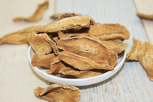 牛蒡茶適合什么季節(jié)喝 牛蒡茶會(huì)不會(huì)上火 牛蒡茶適合什么季節(jié)喝 牛蒡茶會(huì)不會(huì)上火