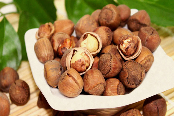 榛子的營養(yǎng)價值 榛子一天吃多少為宜 榛子的營養(yǎng)價值 榛子一天吃多少為宜