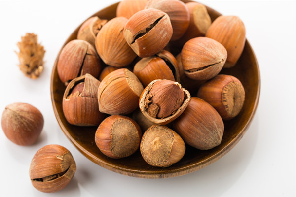 榛子孕婦能吃嗎 吃榛子對孕婦有什么好處 榛子孕婦能吃嗎 吃榛子對孕婦有什么好處