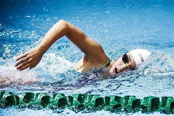 游泳能幫助長高嗎 游泳能夠減肚子嗎 游泳能幫助長高嗎 游泳能夠減肚子嗎