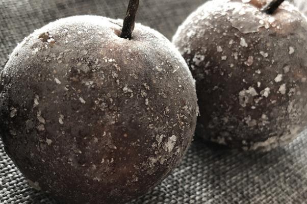 凍梨有點(diǎn)酸 怎么判斷凍梨的好壞 凍梨有點(diǎn)酸 怎么判斷凍梨的好壞