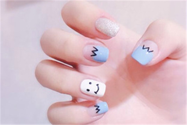 貼甲片指甲還會(huì)長嗎 貼甲片要留指甲嗎 貼甲片指甲還會(huì)長嗎 貼甲片要留指甲嗎