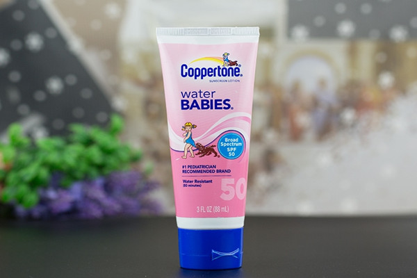 防曬霜會染衣服嗎 防曬霜染黃衣服怎么洗 防曬霜會染衣服嗎 防曬霜染黃衣服怎么洗