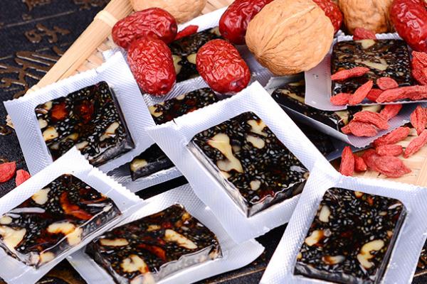 阿膠固元糕有高血壓能吃嗎 明膠阿膠糕能吃嗎 阿膠固元糕有高血壓能吃嗎 明膠阿膠糕能吃嗎