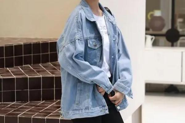 牛仔外套要用鹽泡多久 牛仔外套怎么保養(yǎng) 牛仔外套要用鹽泡多久 牛仔外套怎么保養(yǎng)