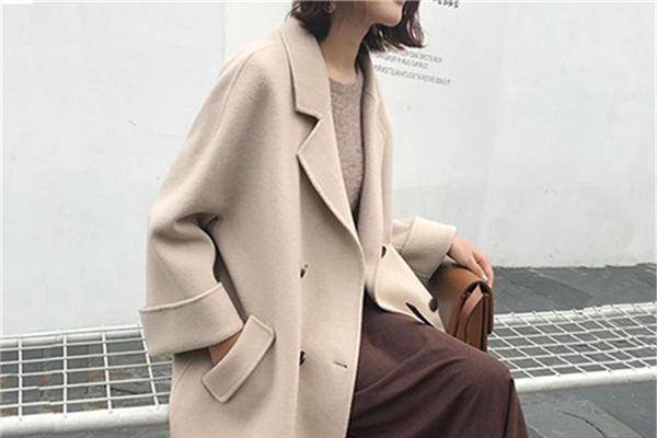 呢子大衣在家里怎么清洗 呢子大衣用什么洗比較好 呢子大衣在家里怎么清洗 呢子大衣用什么洗比較好