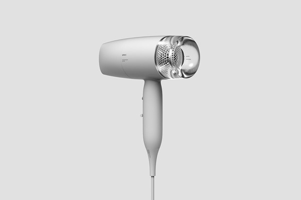 吹頭發(fā)怎么吹不毛躁 吹頭發(fā)吹風(fēng)機離多遠