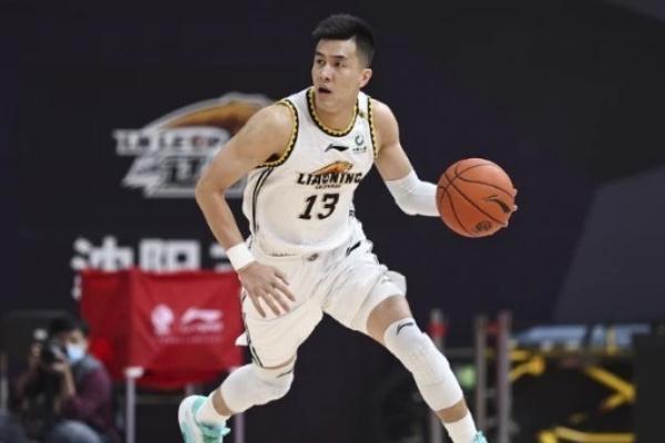 籃球運(yùn)動(dòng)員身高標(biāo)準(zhǔn) 籃球運(yùn)動(dòng)員的巔峰年齡 籃球運(yùn)動(dòng)員身高標(biāo)準(zhǔn) 籃球運(yùn)動(dòng)員的巔峰年齡