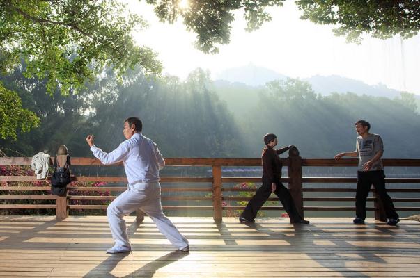 晨練幾點(diǎn)最佳時(shí)間 晨練的好處 晨練幾點(diǎn)最佳時(shí)間 晨練的好處