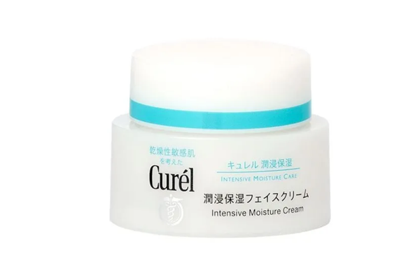 面霜是鎖水的嗎 面霜是什么時(shí)候用的 面霜是鎖水的嗎 面霜是什么時(shí)候用的