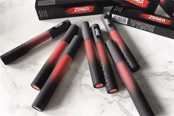 唇釉和口紅哪個更好用 唇釉和口紅的優(yōu)缺點 唇釉和口紅哪個更好用 唇釉和口紅的優(yōu)缺點