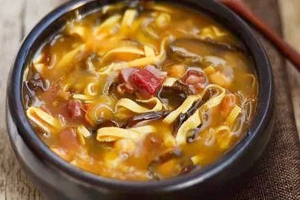 胡辣湯哪兒的特產(chǎn) 胡辣湯是辣的嗎 胡辣湯哪兒的特產(chǎn) 胡辣湯是辣的嗎