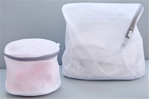 洗衣袋一次放幾件衣服 洗衣袋粗網(wǎng)好還是細(xì)網(wǎng)好 洗衣袋一次放幾件衣服 洗衣袋粗網(wǎng)好還是細(xì)網(wǎng)好