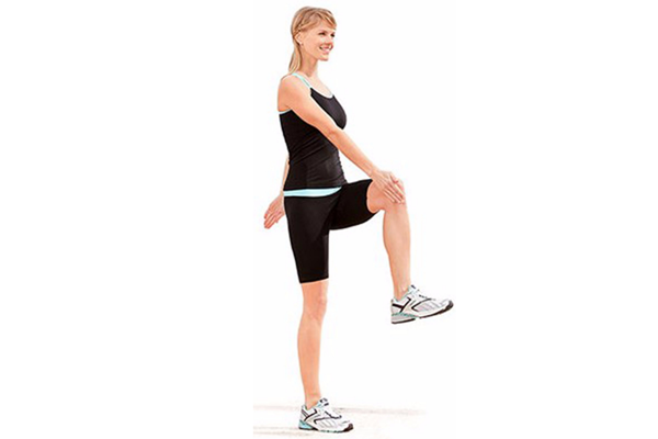 高抬腿能不能減肥 高抬腿100個消耗熱量 高抬腿能不能減肥 高抬腿100個消耗熱量