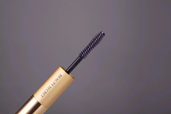 睫毛膏怎么刷不結塊 睫毛膏怎么刷不暈染 睫毛膏怎么刷不結塊 睫毛膏怎么刷不暈染