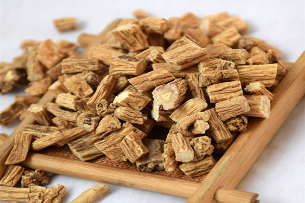 黨參什么時(shí)間吃 黨參燉排骨放多少合適 黨參什么時(shí)間吃 黨參燉排骨放多少合適