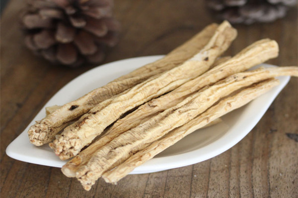 黨參什么時(shí)間吃 黨參燉排骨放多少合適 黨參什么時(shí)間吃 黨參燉排骨放多少合適