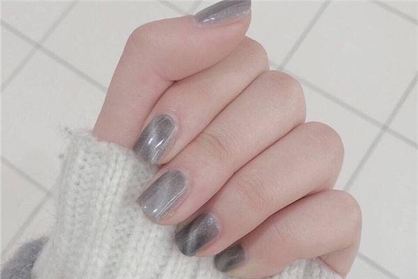 貓眼美甲哪個(gè)顏色好看 貓眼美甲什么原理 貓眼美甲哪個(gè)顏色好看 貓眼美甲什么原理