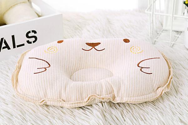 嬰兒定型枕什么時候用 嬰兒定型枕什么牌子好 嬰兒定型枕什么時候用 嬰兒定型枕什么牌子好