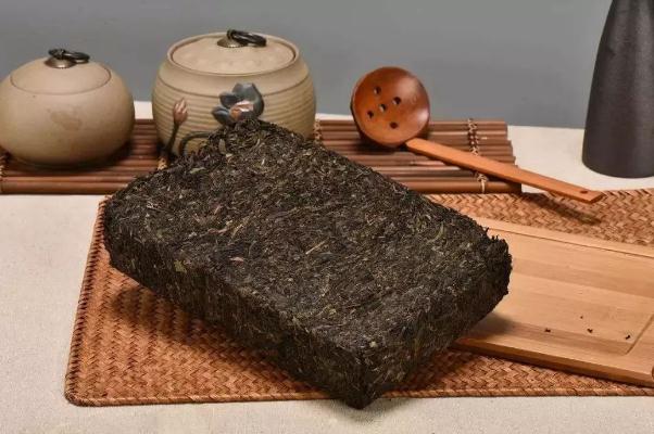 黑茶是發(fā)酵的茶嗎 黑茶是全發(fā)酵還是半發(fā)酵 黑茶是發(fā)酵的茶嗎 黑茶是全發(fā)酵還是半發(fā)酵