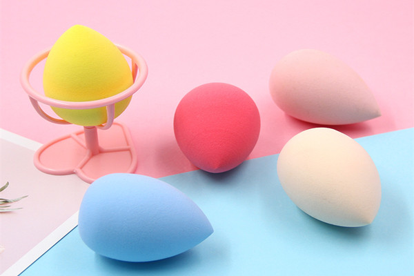 美妝蛋應(yīng)該怎么清洗 美妝蛋多久清洗一次 美妝蛋應(yīng)該怎么清洗 美妝蛋多久清洗一次