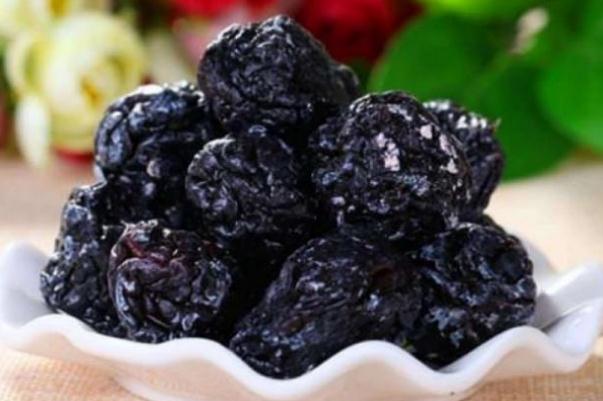 烏梅孕婦能吃嗎 烏梅孕婦可以泡水喝嗎 烏梅孕婦能吃嗎 烏梅孕婦可以泡水喝嗎