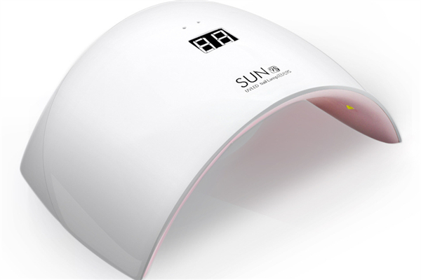 美甲燈多久會(huì)老化 美甲燈多久換一次 美甲燈多久會(huì)老化 美甲燈多久換一次