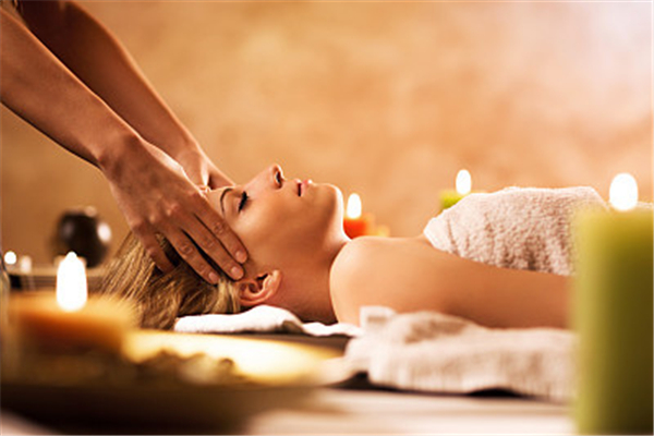 按摩對(duì)腰間盤(pán)突出有效果嗎 按摩對(duì)腰疼有用嗎