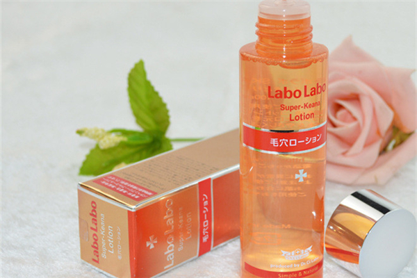 收斂水有酒精嗎 收斂水要用多長時(shí)間 收斂水有酒精嗎 收斂水要用多長時(shí)間