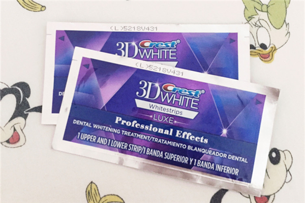 佳潔士美白牙貼長(zhǎng)的貼上面還是下面 佳潔士美白牙貼用完后要刷牙嗎 佳潔士美白牙貼長(zhǎng)的貼上面還是下面 佳潔士美白牙貼用完后要刷牙嗎