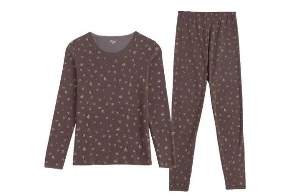 秋衣秋褲要翻過來洗嗎 秋衣秋褲要洗了才能穿嗎 秋衣秋褲要翻過來洗嗎 秋衣秋褲要洗了才能穿嗎