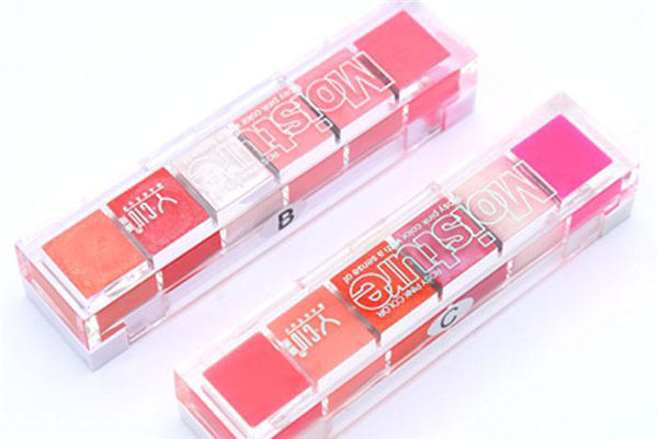 唇蜜可以和唇釉一起用嗎 唇蜜什么時(shí)候涂 唇蜜可以和唇釉一起用嗎 唇蜜什么時(shí)候涂