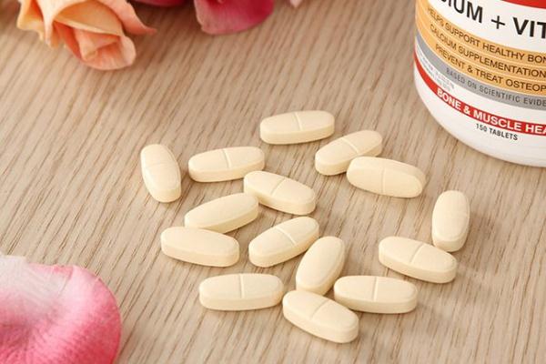 swisse鈣片保質(zhì)期多久 swisse鈣片過(guò)期了還能吃嗎 swisse鈣片保質(zhì)期多久 swisse鈣片過(guò)期了還能吃嗎