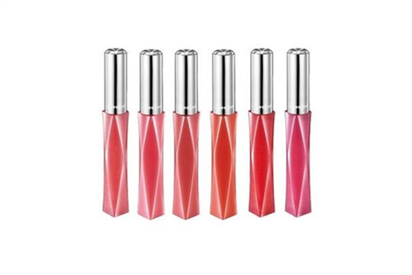 唇蜜有必要買嗎 唇蜜會黏嘴唇嗎 唇蜜有必要買嗎 唇蜜會黏嘴唇嗎