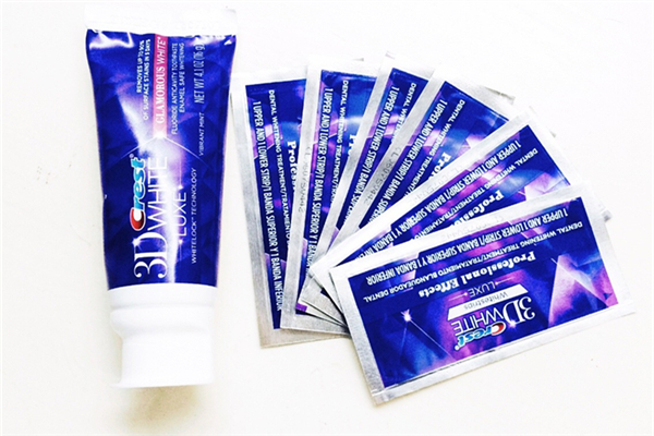 佳潔士美白牙貼長(zhǎng)的貼上面還是下面 佳潔士美白牙貼用完后要刷牙嗎 佳潔士美白牙貼長(zhǎng)的貼上面還是下面 佳潔士美白牙貼用完后要刷牙嗎