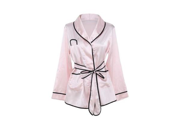 睡衣要洗了再穿嗎 睡衣會(huì)不會(huì)越穿越大 睡衣要洗了再穿嗎 睡衣會(huì)不會(huì)越穿越大