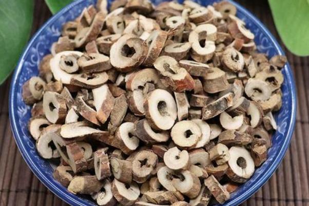 丹皮會上火嗎 牡丹皮會導(dǎo)致腹瀉嗎 丹皮會上火嗎 牡丹皮會導(dǎo)致腹瀉嗎