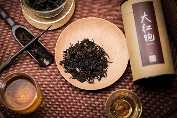 大紅袍對(duì)胃有好處嗎 大紅袍的功效和作用 大紅袍對(duì)胃有好處嗎 大紅袍的功效和作用