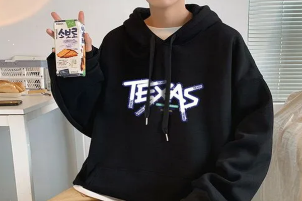 加絨衛(wèi)衣是什么絨 加絨衛(wèi)衣可以單穿嗎 加絨衛(wèi)衣是什么絨 加絨衛(wèi)衣可以單穿嗎