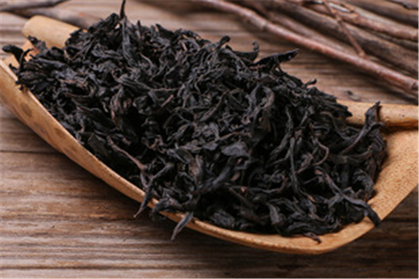 大紅袍用多少度的水沖泡最佳 大紅袍用洗茶嗎 大紅袍用多少度的水沖泡最佳 大紅袍用洗茶嗎