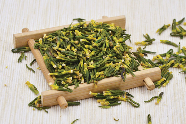 蓮子心泡水可以加蜂蜜嗎 蓮子心泡水可以放冰糖嗎 蓮子心泡水可以加蜂蜜嗎 蓮子心泡水可以放冰糖嗎