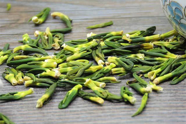 蓮子心泡水喝能治咳嗽嗎 蓮子心泡水喝能治口臭嗎 蓮子心泡水喝能治咳嗽嗎 蓮子心泡水喝能治口臭嗎