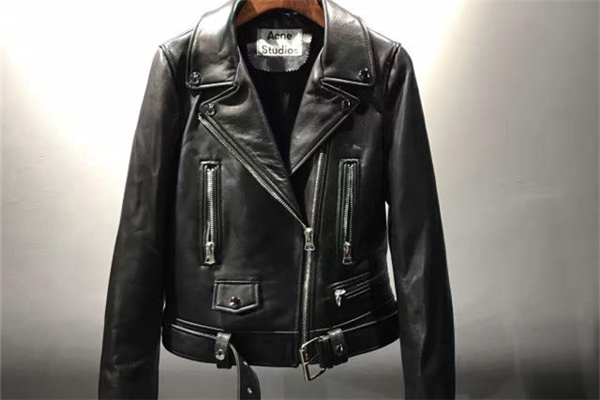 皮衣怎么保養(yǎng)護(hù)理 皮衣用什么油保養(yǎng)最好 皮衣怎么保養(yǎng)護(hù)理 皮衣用什么油保養(yǎng)最好